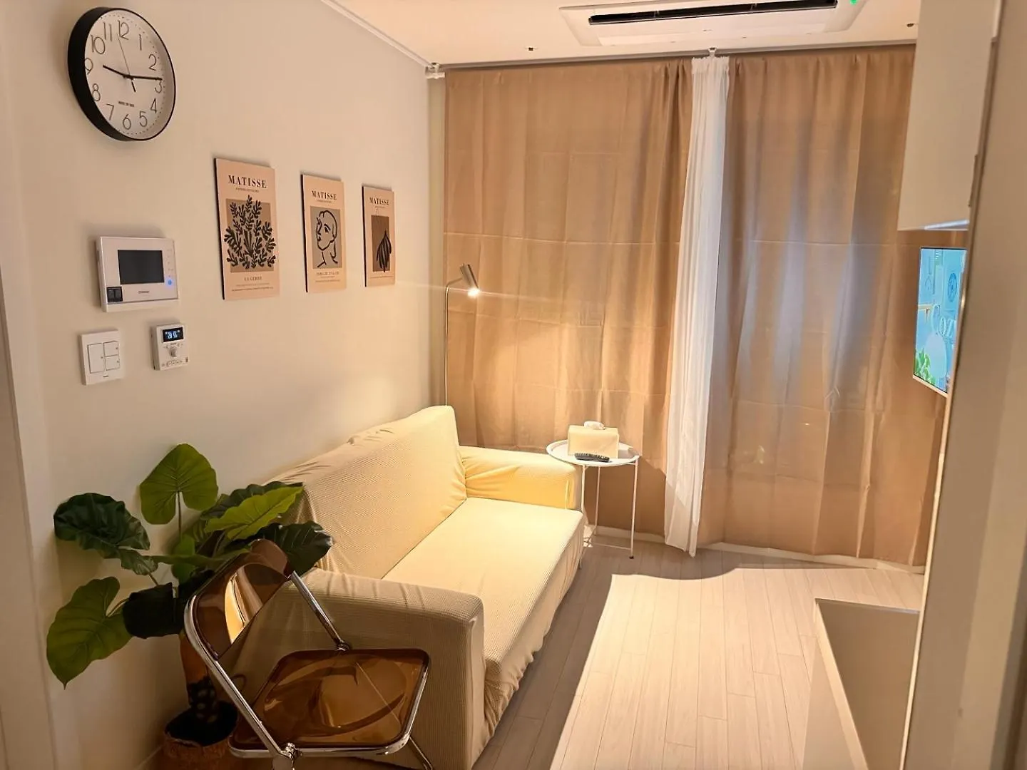 Joyful Stay - 5Mins To Korea Univ Station سيول شقة