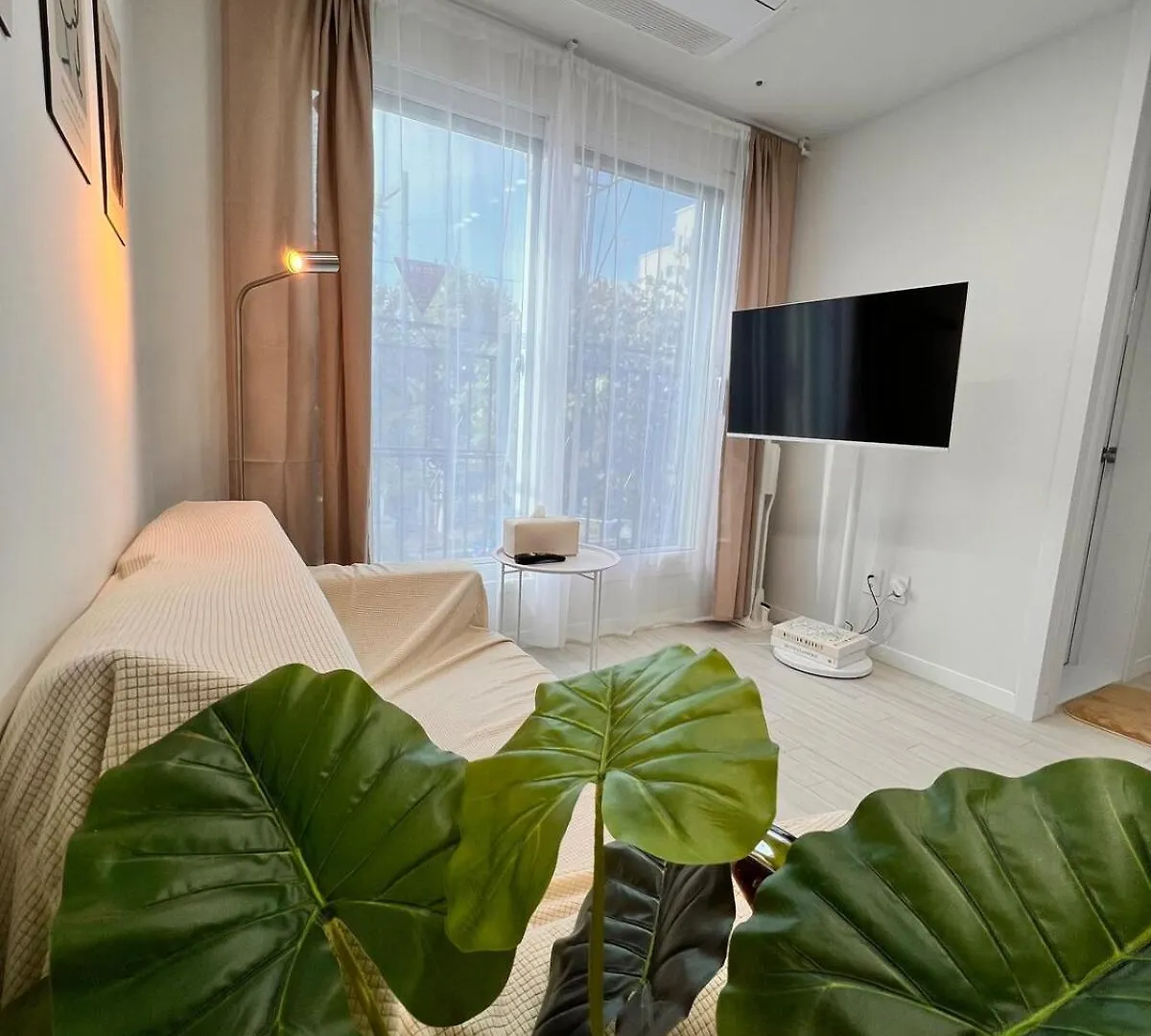 Joyful Stay - 5Mins To Korea Univ Station سيول