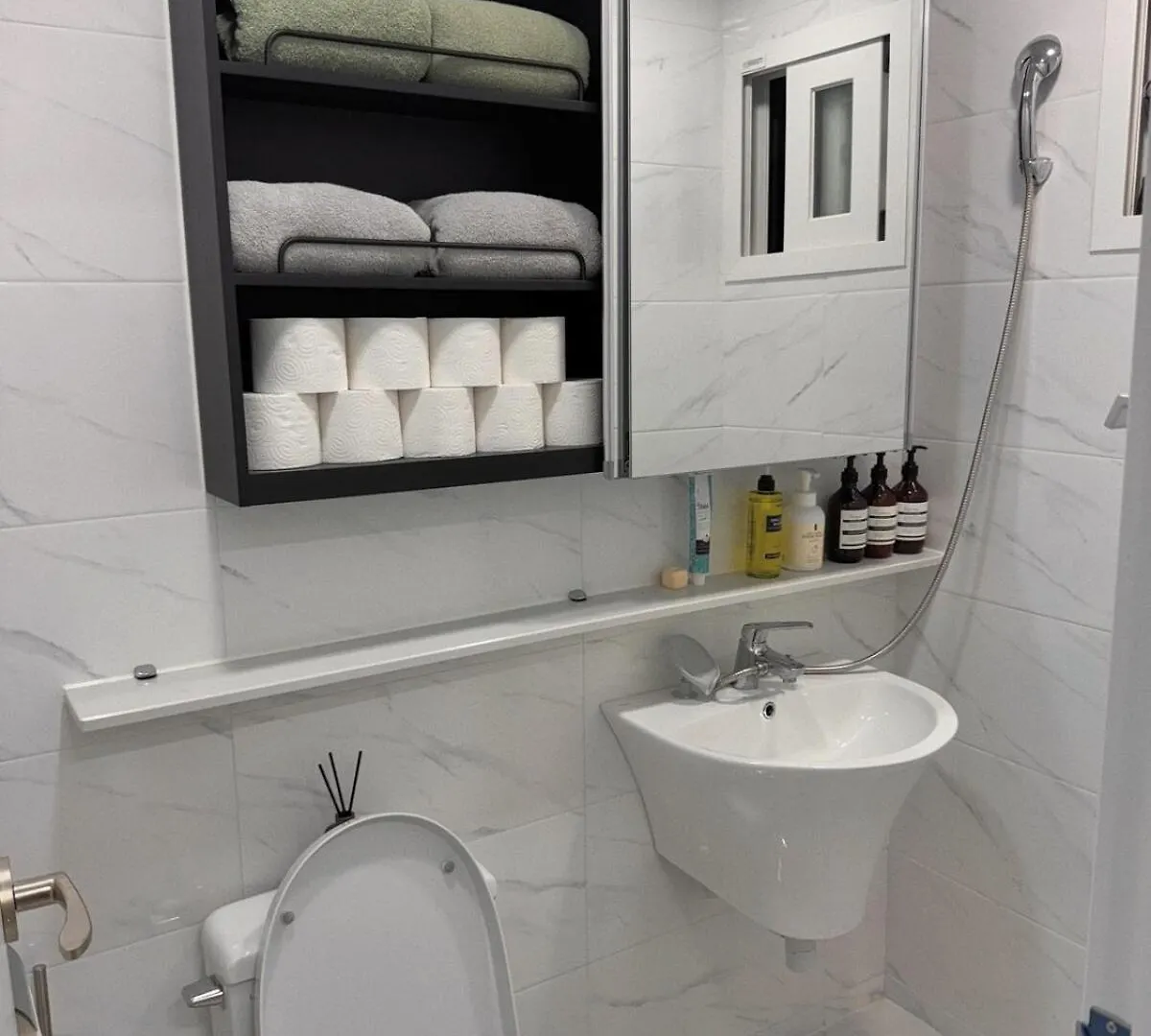 Joyful Stay - 5Mins To Korea Univ Station سيول